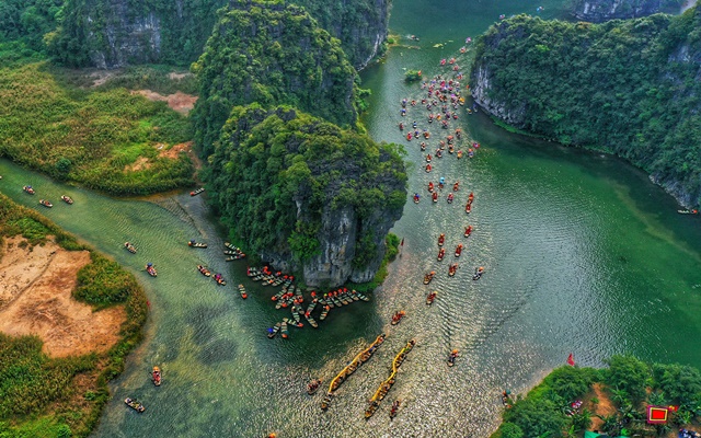 Đi tour du lịch Ninh Bình tự túc mùa thu tham quan địa điểm nào đẹp?